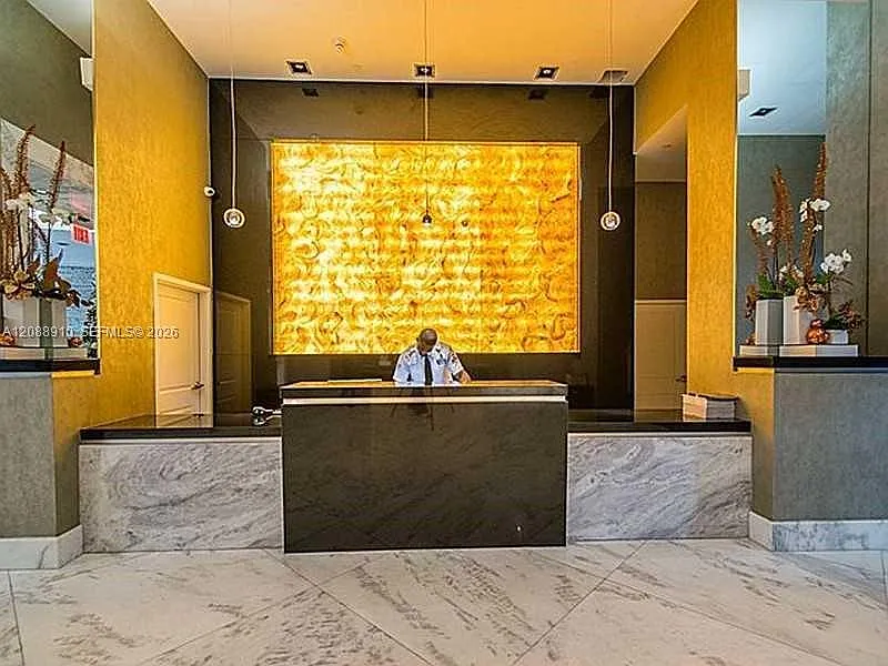 Vue At Brickell Condo — Photo 4