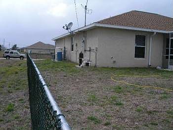 5th image of 711 NW 4th Ave