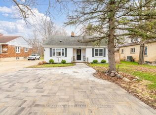 549 Victoria St, Strathroy Caradoc, ON N7G3C2