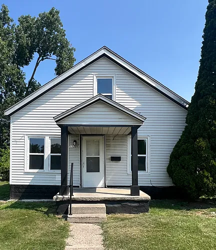 11381 Fisher Ave Photo 1