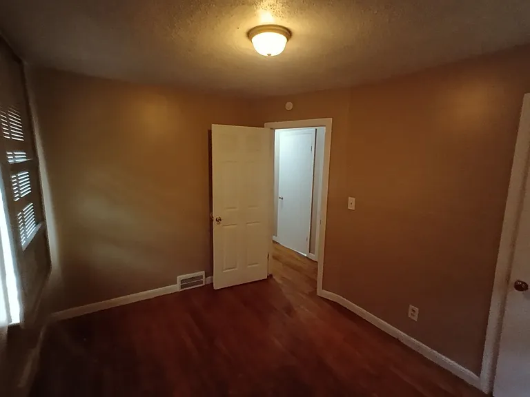 15421 Stout St — Photo 25
