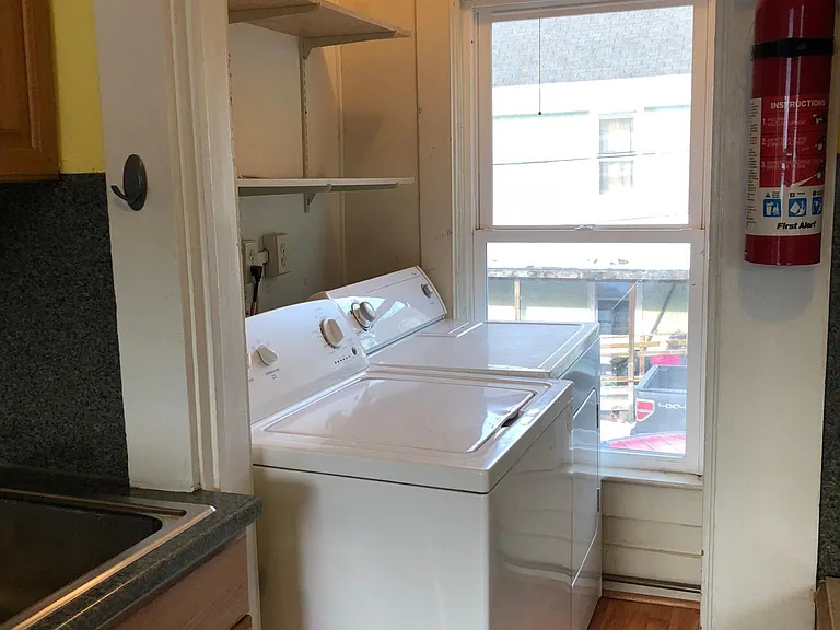 60 Pleasant St #C — Photo 9