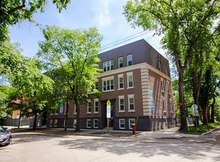 980 Wolseley Ave #2, Winnipeg, MB R3G1E9