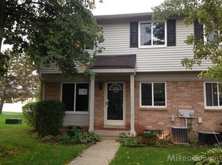 2020 Orchard Crst, Utica, MI 48317