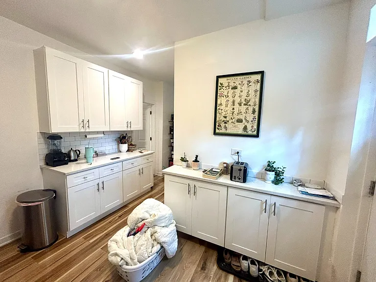 1806 N Paulina St #1-F — Photo 2