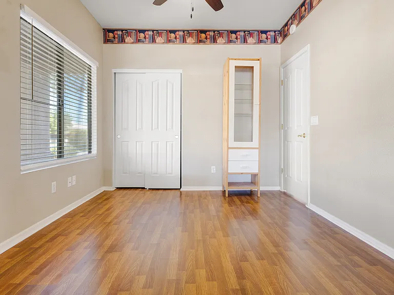 6602 W Honeysuckle Dr — Photo 10