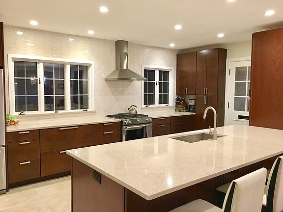 4th image of 15610 Aldersyde Dr