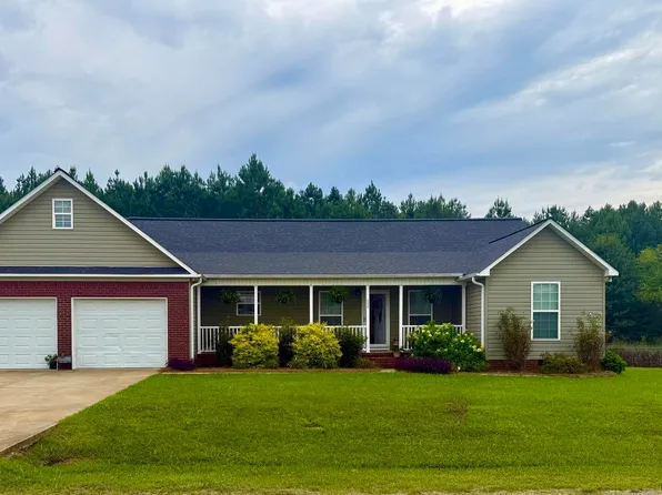 3354 Joel St, Hokes Bluff, AL 35903