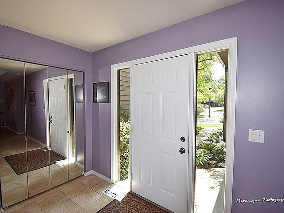 3rd image of 109 Oakhill Ct