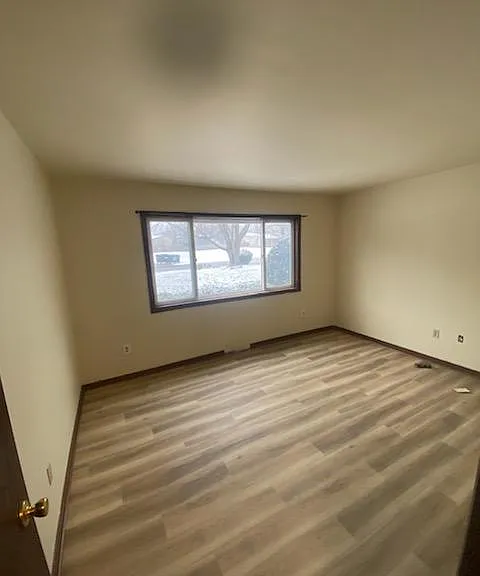 40 Oak Ct #C — Photo 2