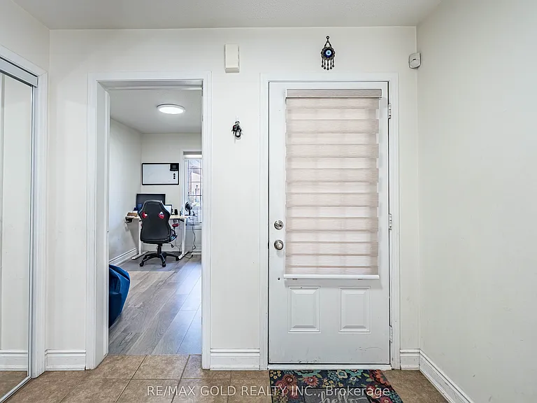 26 Robert Parkinson Dr — Photo 4