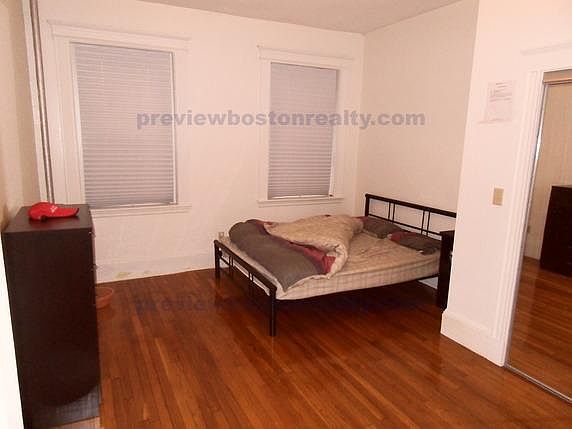 2nd image of 1258 Commonwealth Ave #217