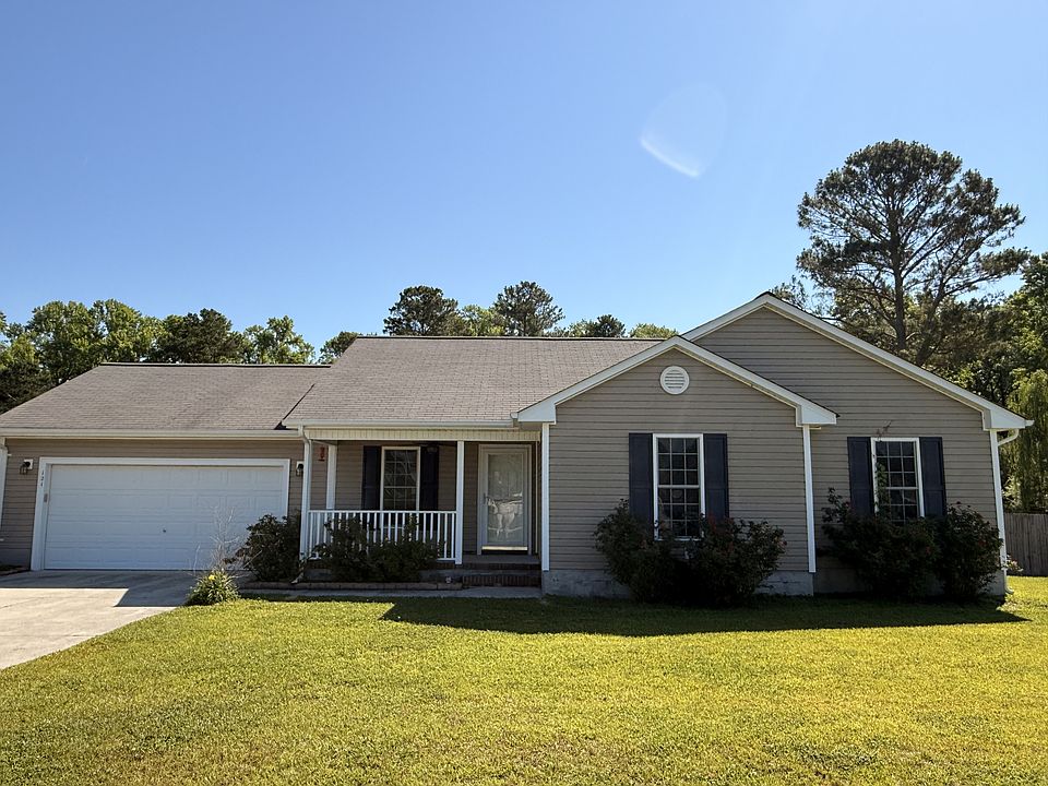 1st image of 121 Laredo Dr