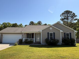 121 Laredo Dr, Jacksonville, NC 28540