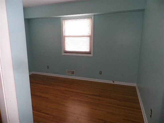 5th image of 3752 Cranbrook Dr
