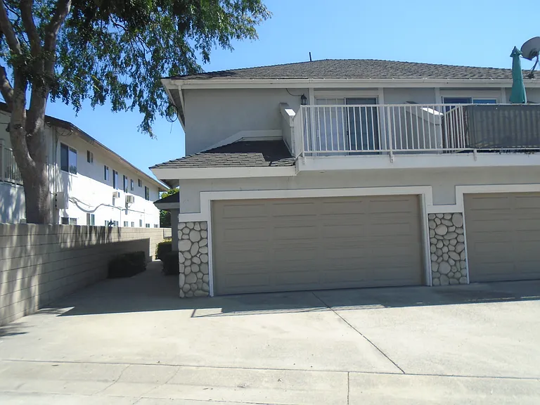 REAR OF HOME