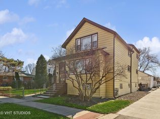 2112 Foster St, Evanston, IL 60201