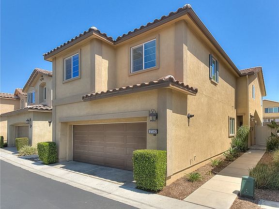 2nd image of 27393 Red Rock Rd