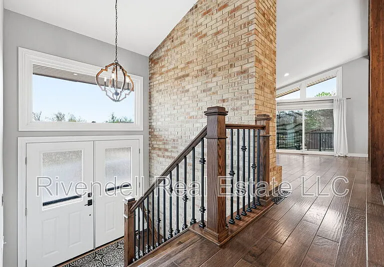 530 Allegheny Dr — Photo 6