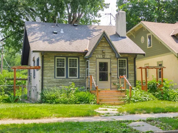 3805 35th Ave S, Minneapolis, MN 55406