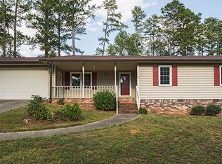 4094 Huddersfield Dr, Snellville, GA