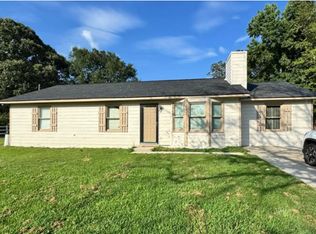 358 Johnson Dr, Braselton, GA 30517