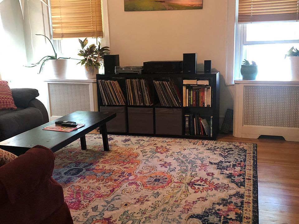 1st image of 4116 Houghton St Floor 2