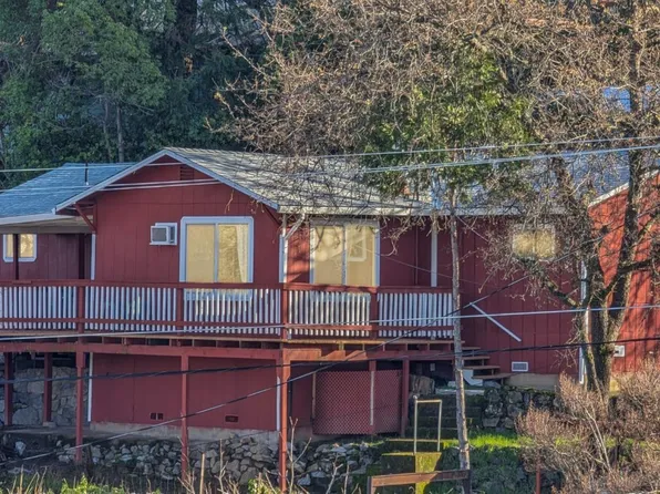 8267 Old School Way, Mokelumne Hill, CA 95245