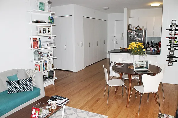 Rented by Space Marketing Shop | media 2