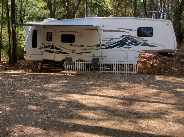 4700 Lower Grave Creek Rd, Wolf Creek, OR 97497