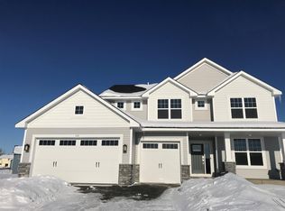 112 Hummingbird Way, Delano, MN 55328