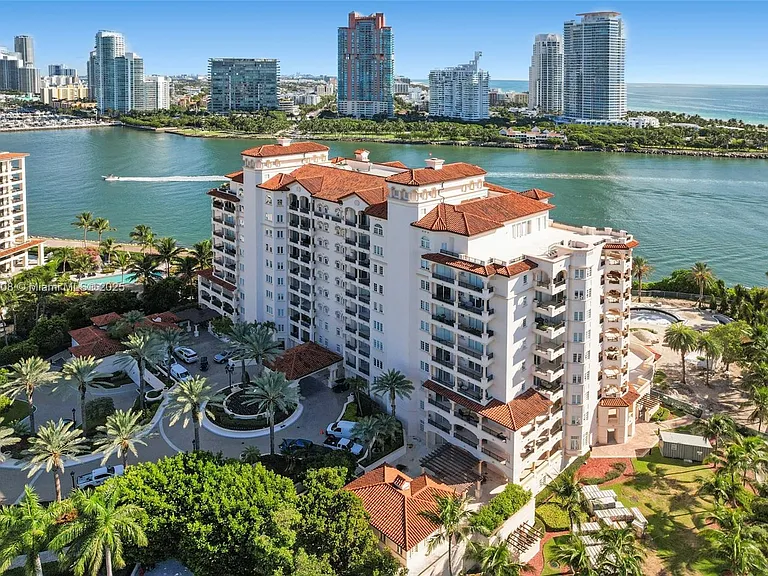 7141 Fisher Island Dr #7141 — Photo 57