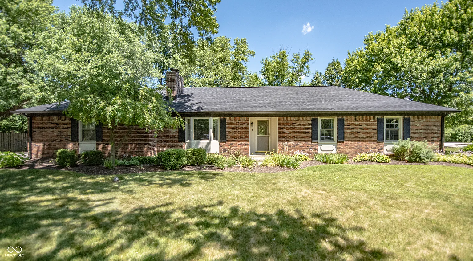 8928 Lantern Ln photo 1