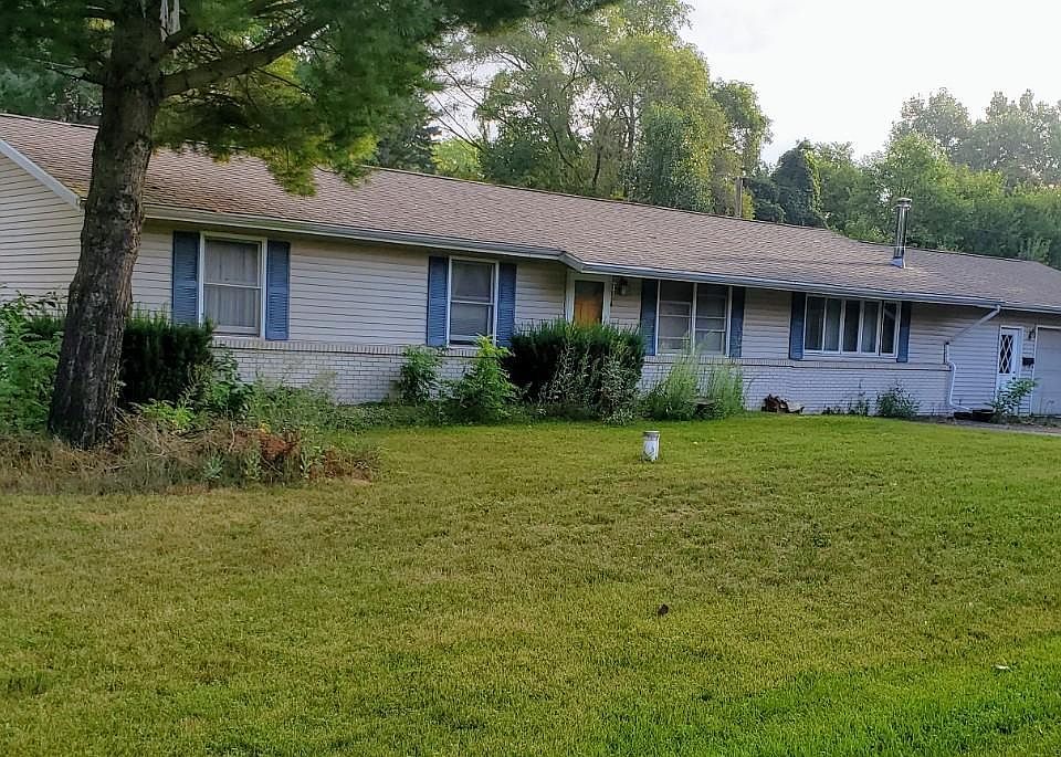 1st image of 5981 Hillside Dr