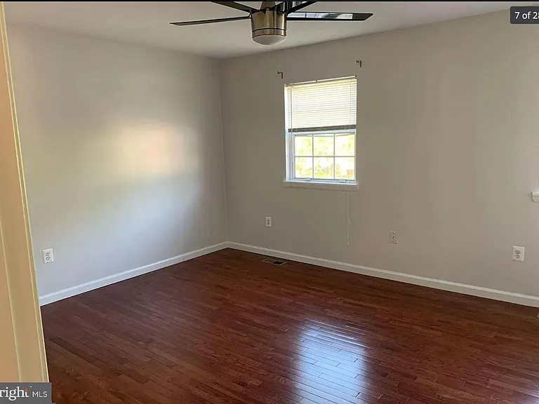14880 Emberdale Dr — Photo 13