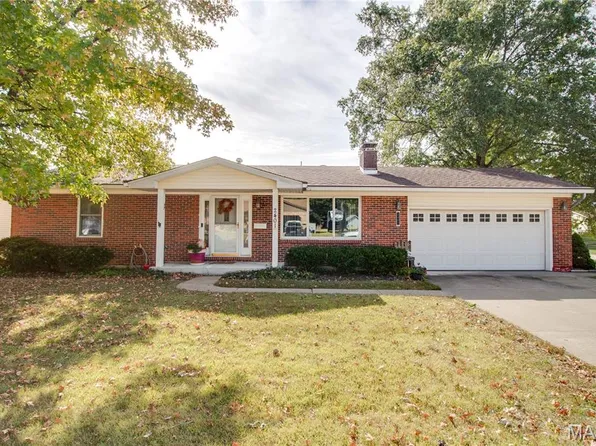 2401 Crislisa Dr, Alton, IL 62002