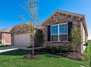 920 Memorial Dr, Little Elm, TX 76227