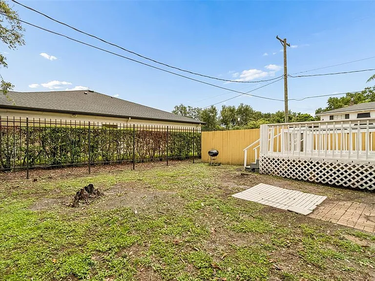 601 Swann Dr #603 — Photo 39