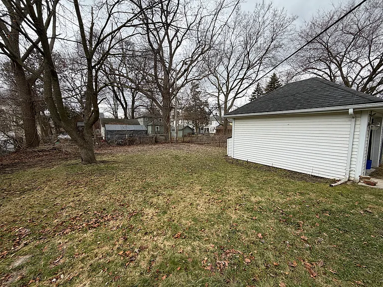 139 Gallup St — Photo 5