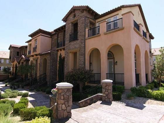1st image of 4 Via Vita Bella