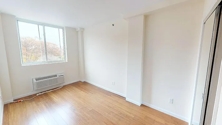 Rented by Metro Garden Realty NYC | media 31