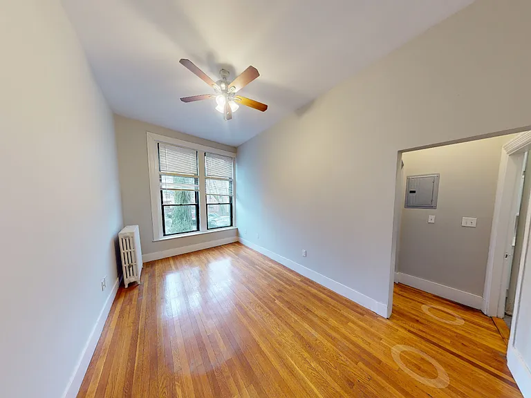 9 Sewall Ave — Photo 46