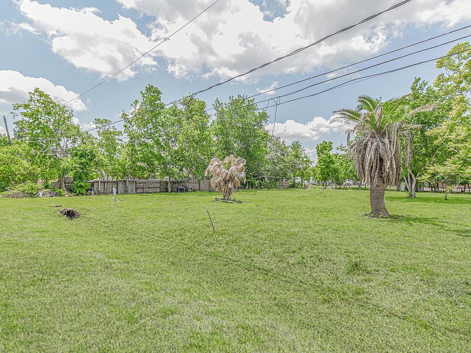 1st image of 3730 Aubrell Rd