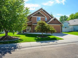 212 S Fernan Lake Way, Star, ID 83669