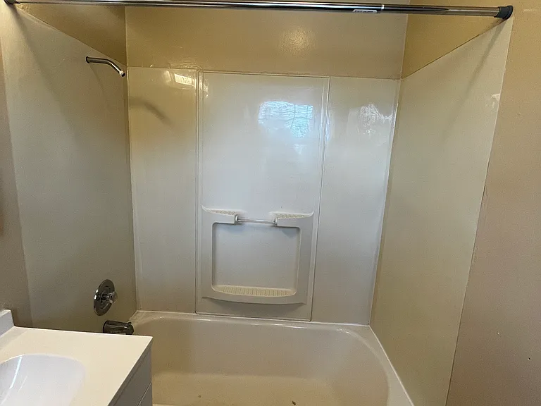 11 B St #15 — Photo 23