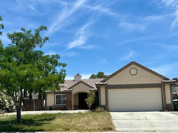 37038 Sylvan St, Palmdale, CA 93552