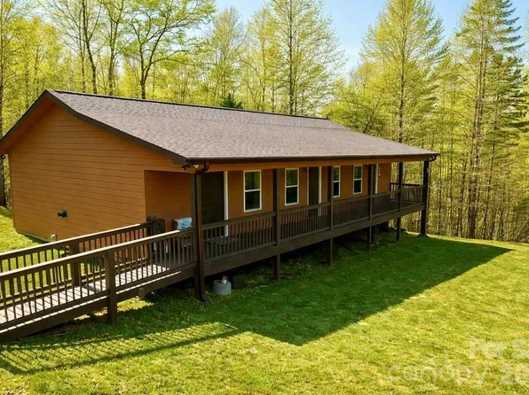 162 Sandstone Dr, Union Mills, NC 28167