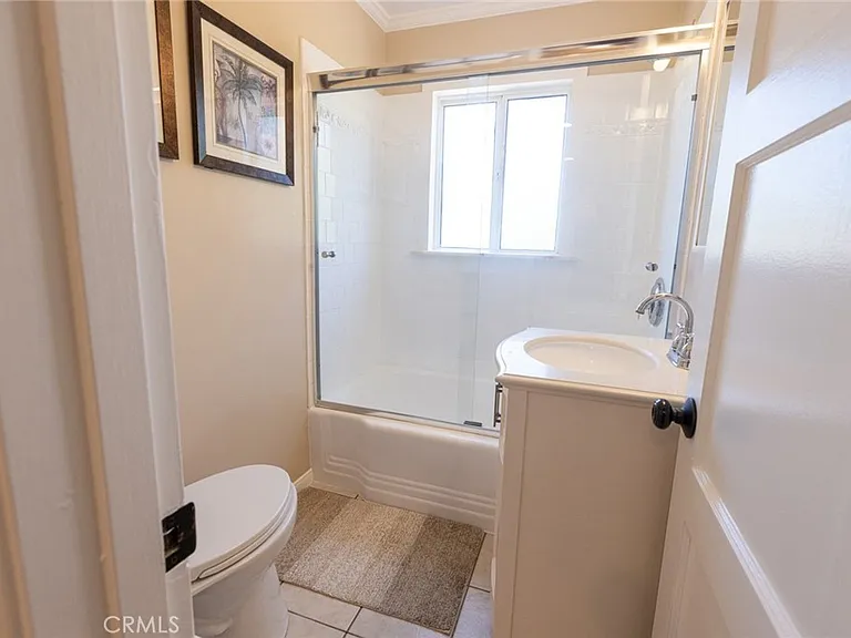 464 Bent St #A — Photo 15