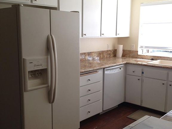 4th image of 308 Jesse Ave