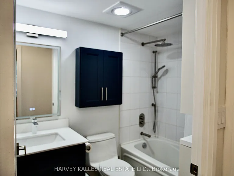 28 William Carson Cres #115 — Photo 10